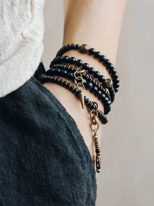 Hand chain bracelet